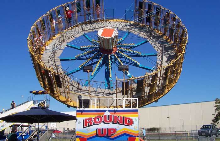 round up amusement ride